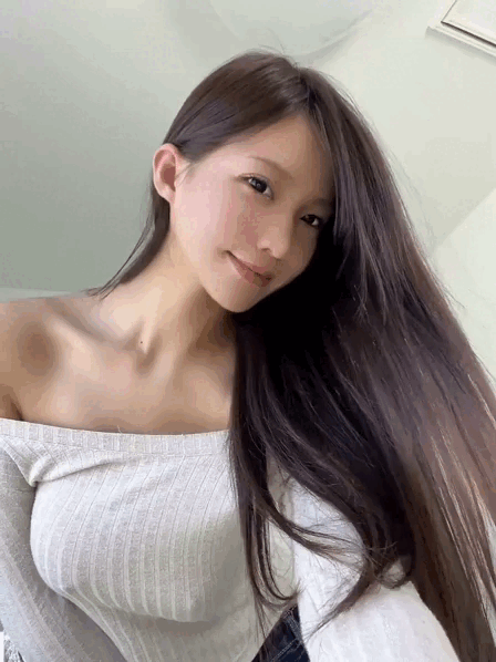 twittervid.com_yukina0069_962d032b21f4d696bcc659.gif